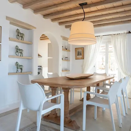 Villa Kymothoe Mykonos Agios Ioannis Diakoftis